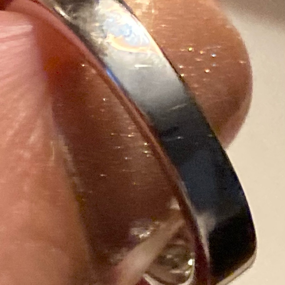 Beautiful Silver Lia Sophia ring with green stone - Picture 3 of 4